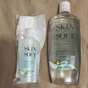 Avon Skin So Soft Bath Oil Set